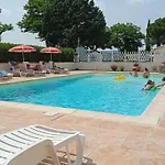 Κάμπινγκ Prestige Avec Terrasse, 3 Chambres, - Api-1-52-540 *