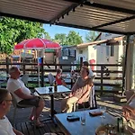 Prestige Avec Terrasse, 3 Chambres, - Api-1-52-540