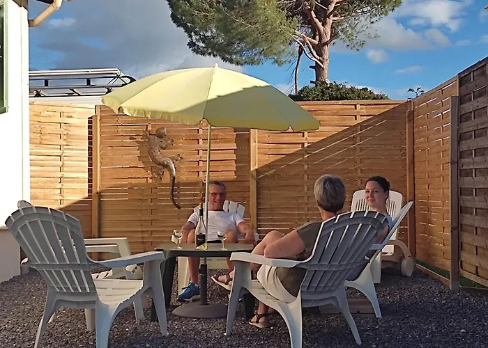 Prestige Avec Terrasse, 3 Chambres, - Api-1-52-540 *