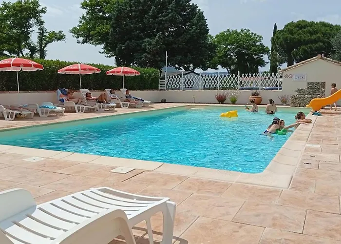 Camping Prestige Avec Terrasse, 3 Chambres, - Api-1-52-540 *